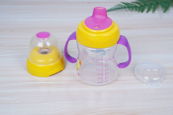 Hút núm vú 2 trong 1 BPA Miễn phí 6 tháng 6 Ounce Baby Sippy Cup