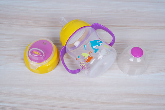 Hút núm vú 2 trong 1 BPA Miễn phí 6 tháng 6 Ounce Baby Sippy Cup