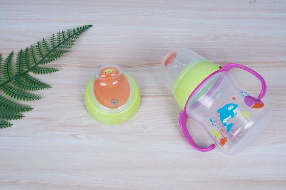 Hút núm vú 2 trong 1 BPA Miễn phí 6 tháng 6 Ounce Baby Sippy Cup